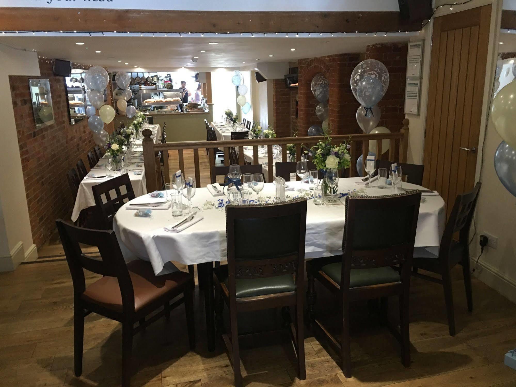 The Peppermill Town House Hotel & Restaurant Devizes Exteriör bild