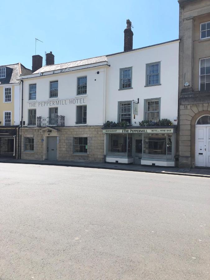 The Peppermill Town House Hotel & Restaurant Devizes Exteriör bild