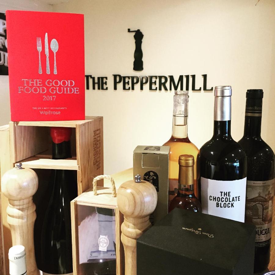 The Peppermill Town House Hotel & Restaurant Devizes Exteriör bild
